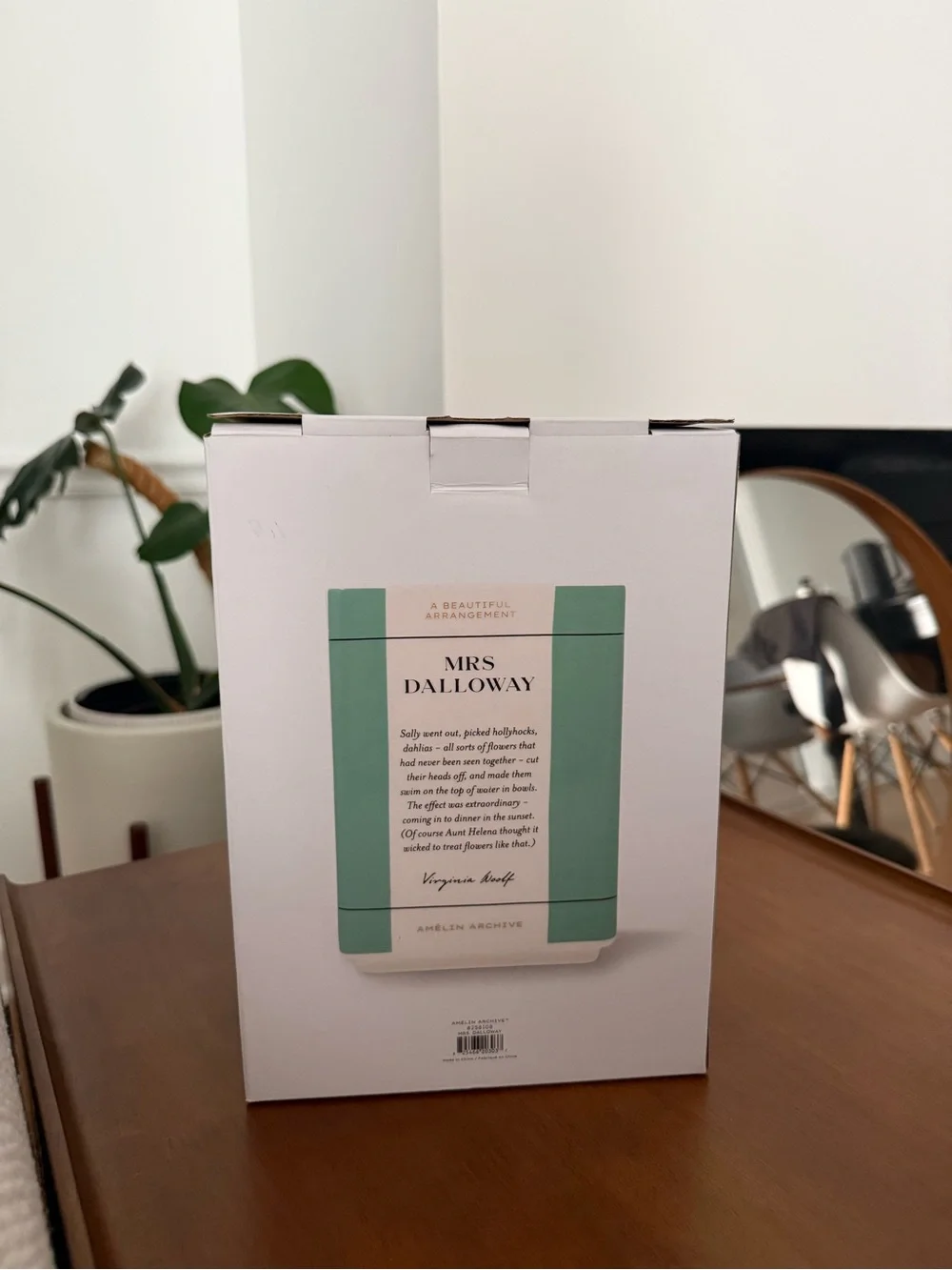 NIB ceramic vase - Mrs Dalloway book